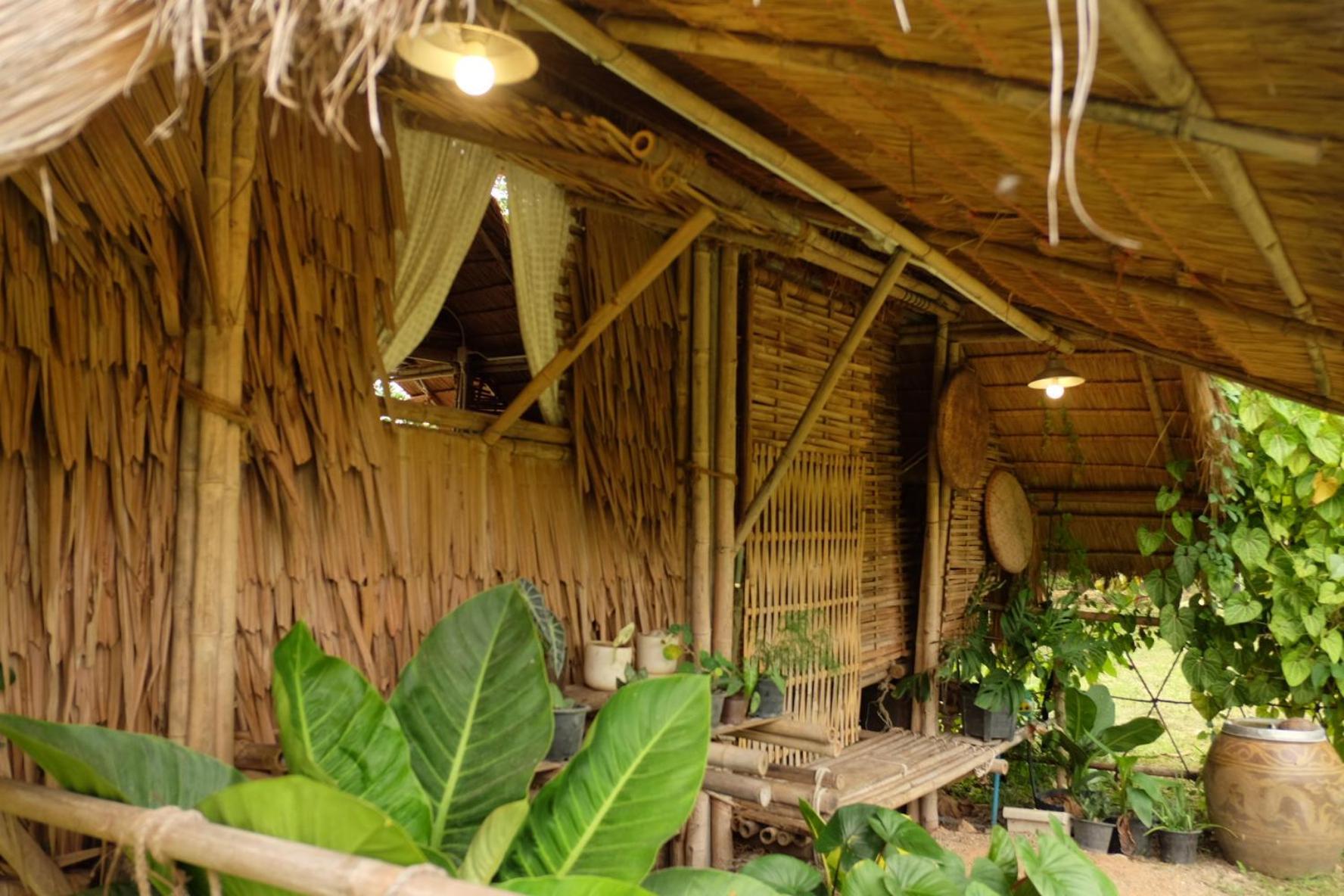 Hotel Royal Mountain Hut Ratchaburi Zimmer foto